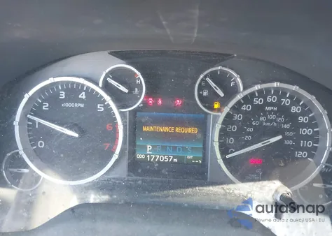 2017 Toyota Tundra Sr5 4.6L V8 из США, поврежденный, VIN 5TFEM5F14HX110060